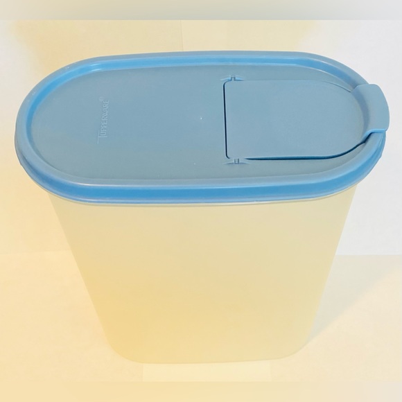 Vintage Tupperware #1614-23 Hinged Pour Lid USA Food Drink Storage - Picture 2 of 6